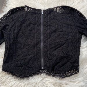 Hollister black lace long sleeve crop top with back zipper xs
